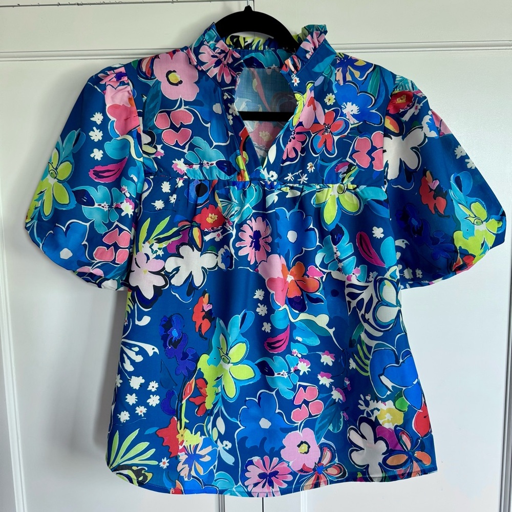 Women’s floral top